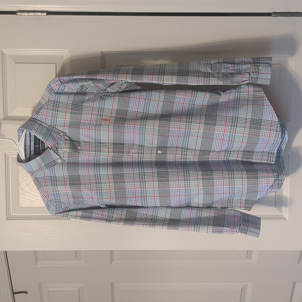 Ralph Lauren men's button down. Size S/P. Classic fit performance.